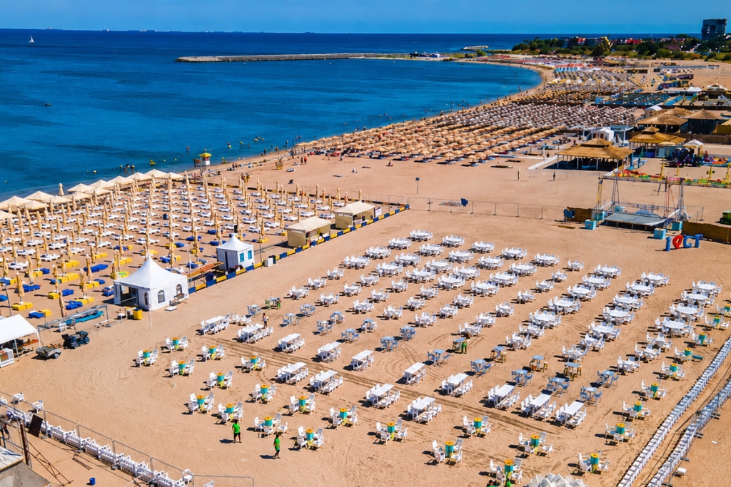Vacanță pe litoralul românesc: 5 locuri din Constanța care te fac să vezi marea altfel