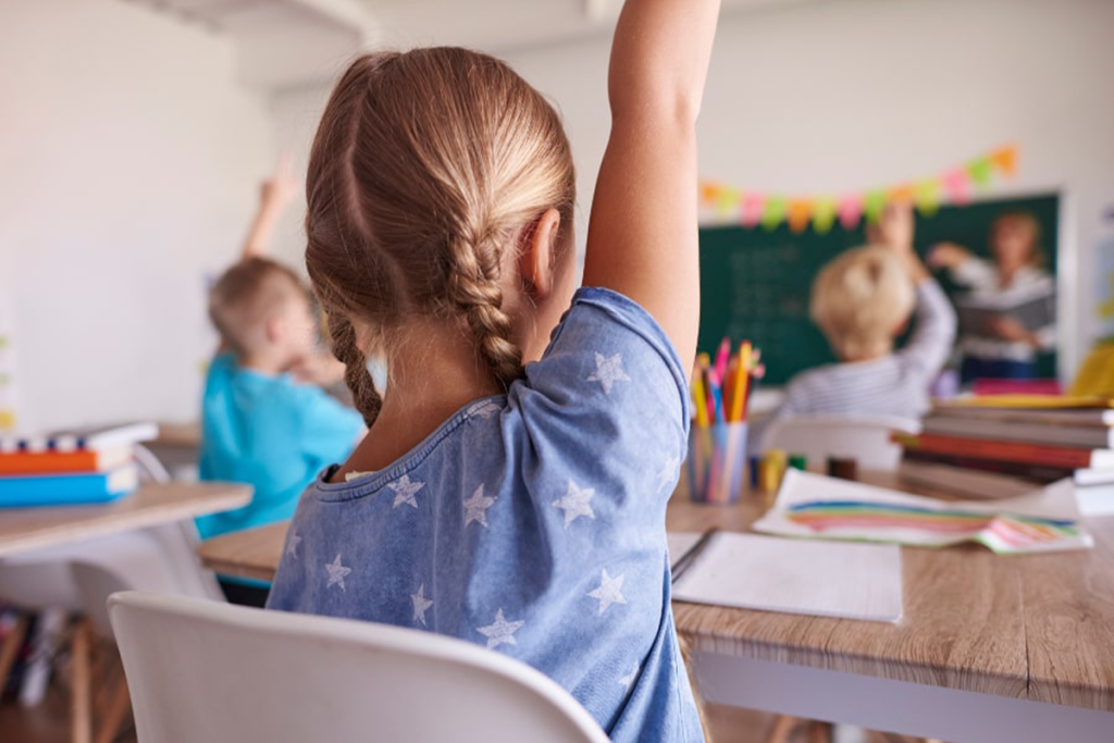 Școala începe pe 7 septembrie 2026 – pregătiri Back to School